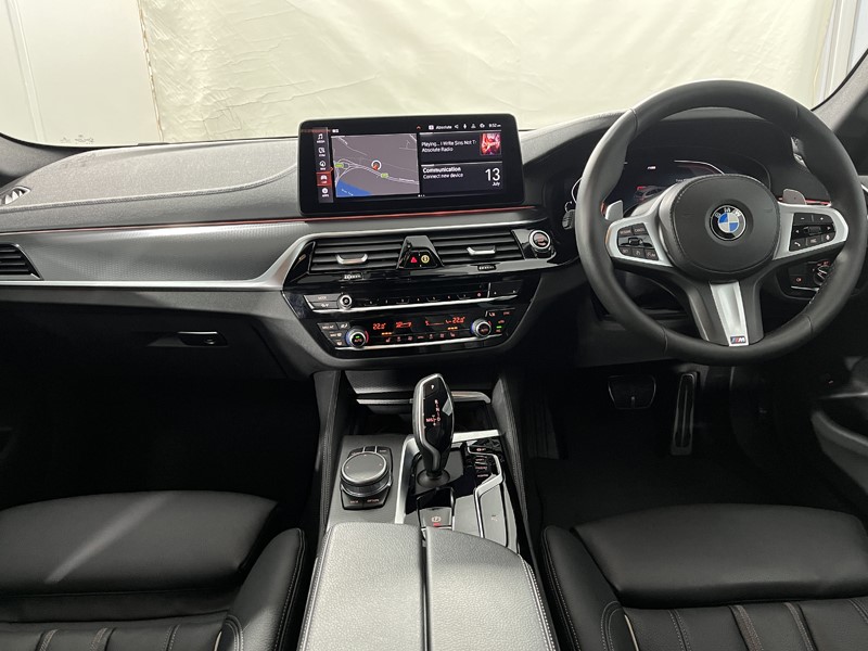 2021 (21) BMW 5 SERIES 520d MHT M Sport 5dr Step Auto 5605672