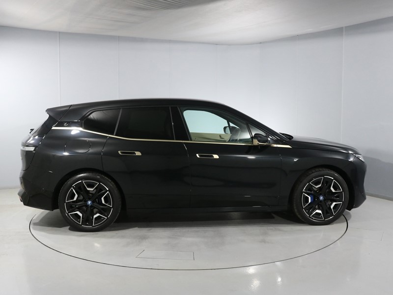 2022 (72) BMW iX 240kW xDrive40 M Sport Edition 76.6kWh 5dr Auto 5791467