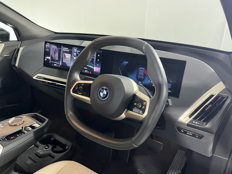 2022 (72) BMW iX 240kW xDrive40 M Sport Edition 76.6kWh 5dr Auto 5791470