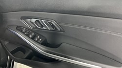 2020 (69) BMW 3 SERIES 320i Sport 4dr Step Auto 5588761