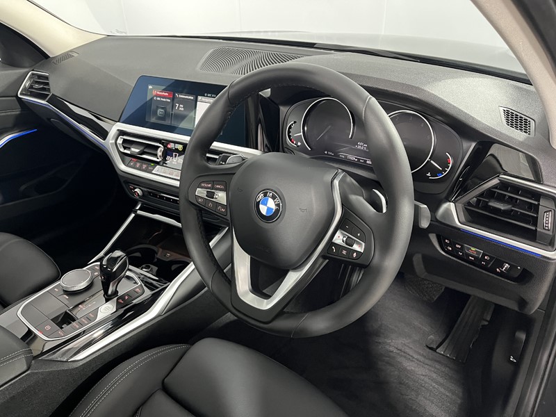 2020 (69) BMW 3 SERIES 320i Sport 4dr Step Auto 5588747