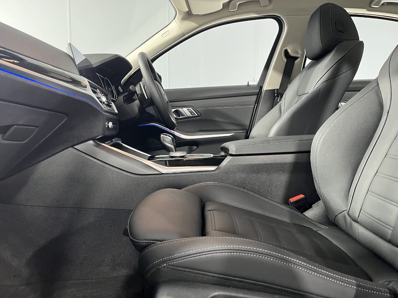 2020 (69) BMW 3 SERIES 320i Sport 4dr Step Auto 5588776