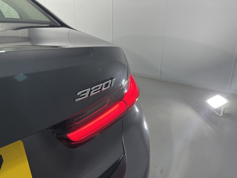 2020 (69) BMW 3 SERIES 320i Sport 4dr Step Auto 5588783