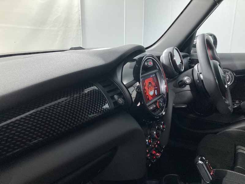 2019 (19) MINI HATCHBACK 2.0 Cooper S Sport II 5dr Auto [Comfort/Nav Pack] 5586156