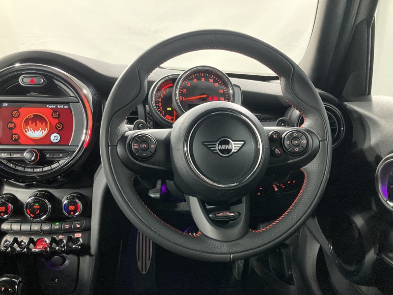 2019 (19) MINI HATCHBACK 2.0 Cooper S Sport II 5dr Auto [Comfort/Nav Pack] 5586154