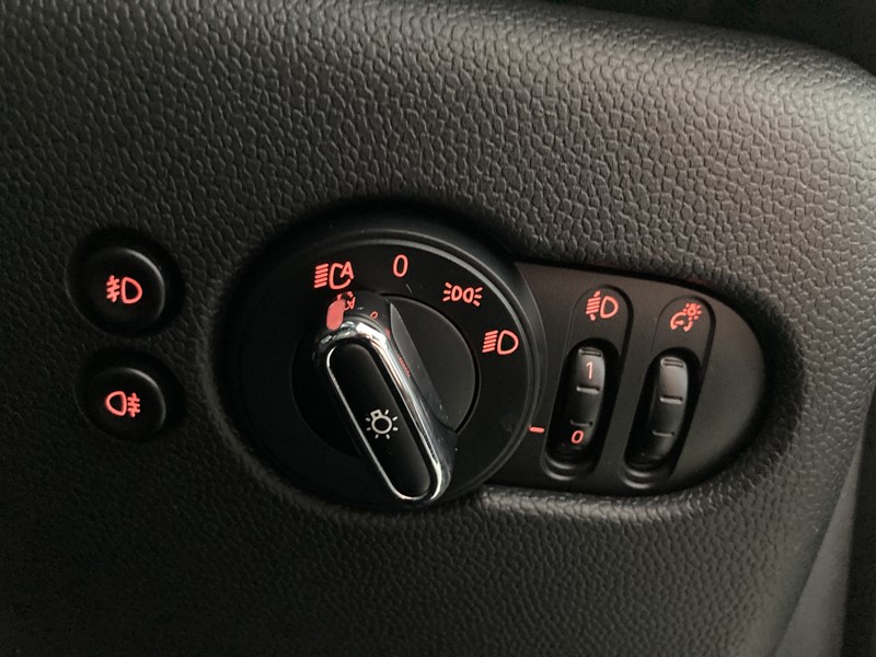 2019 (19) MINI HATCHBACK 2.0 Cooper S Sport II 5dr Auto [Comfort/Nav Pack] 5586169
