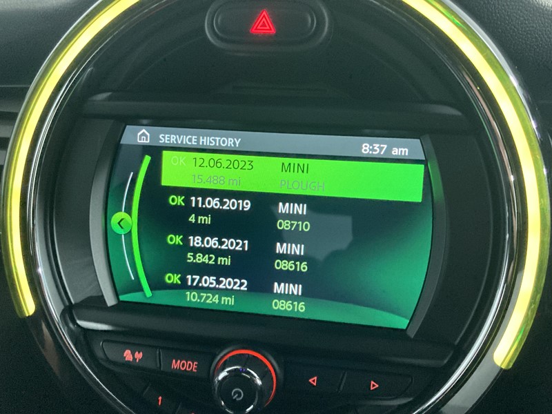 2019 (19) MINI HATCHBACK 2.0 Cooper S Sport II 5dr Auto [Comfort/Nav Pack] 5586178