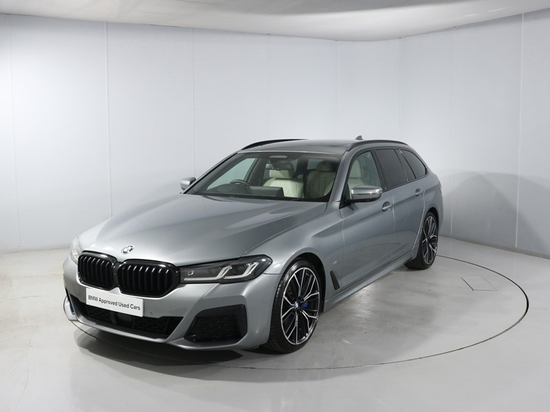 2023 (72) BMW 5 SERIES 530d xDrive MHT M Sport 5dr Auto 5582460