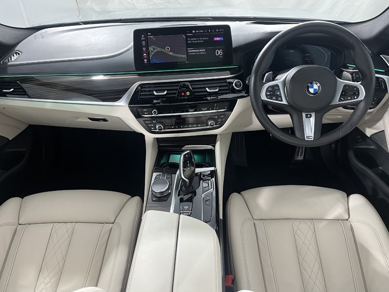 2023 (72) BMW 5 SERIES 530d xDrive MHT M Sport 5dr Auto 5582414