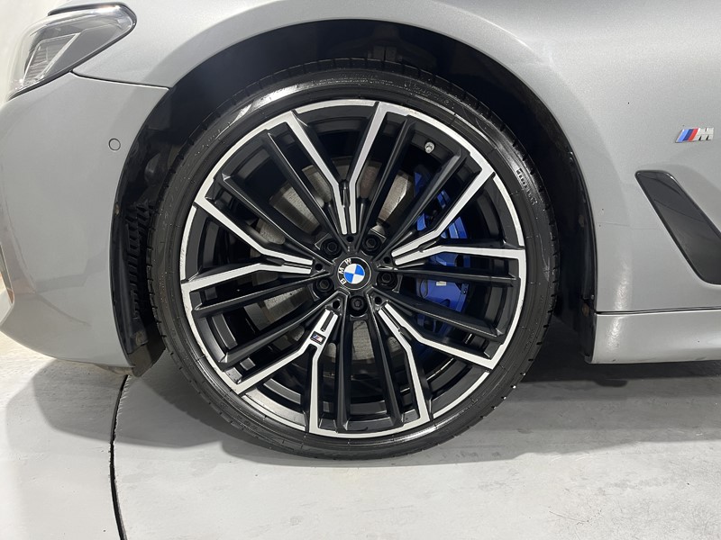 2023 (72) BMW 5 SERIES 530d xDrive MHT M Sport 5dr Auto 5582424
