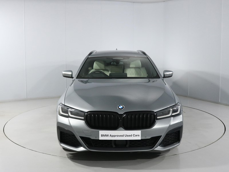 2023 (72) BMW 5 SERIES 530d xDrive MHT M Sport 5dr Auto 5582426