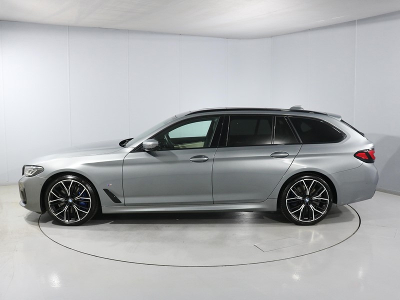 2023 (72) BMW 5 SERIES 530d xDrive MHT M Sport 5dr Auto 5582462