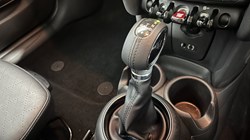 2017 (17) MINI HATCHBACK 1.2 One 3dr Auto 5601562