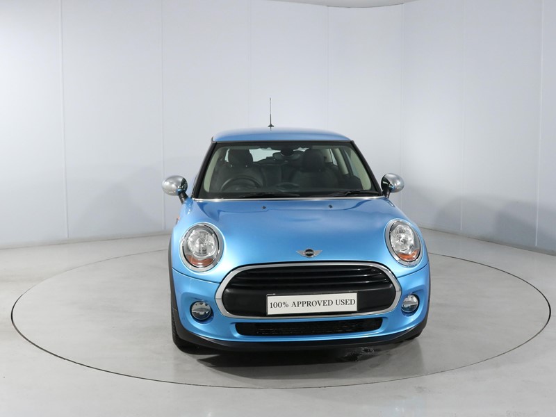 2017 (17) MINI HATCHBACK 1.2 One 3dr Auto 5601568