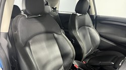 2017 (17) MINI HATCHBACK 1.2 One 3dr Auto 5601563