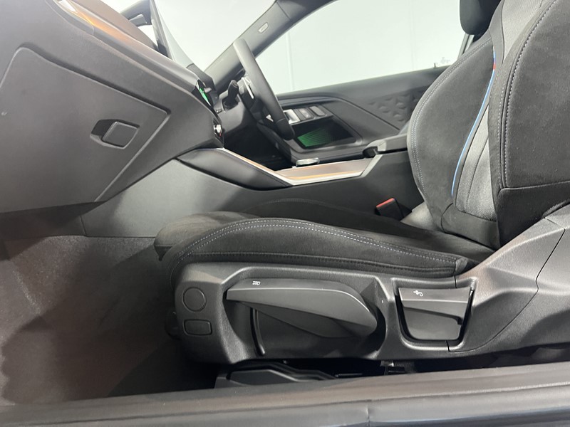 2026 (26) BMW 2 SERIES 220i M Sport 2dr Step Auto 5958762