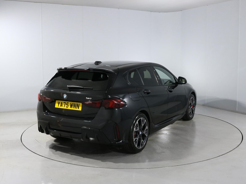 2026 (75) BMW 1 SERIES 120 M Sport 5dr Step Auto 5593528