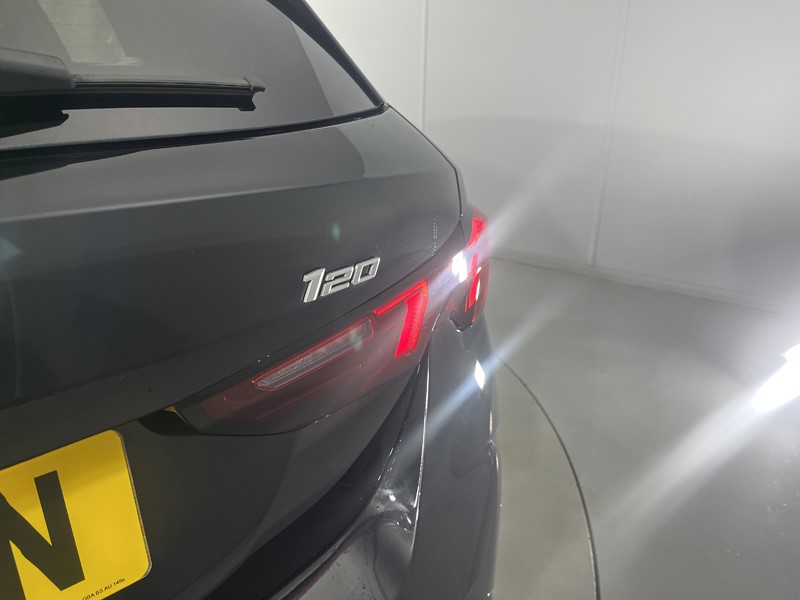 2026 (75) BMW 1 SERIES 120 M Sport 5dr Step Auto 5593525