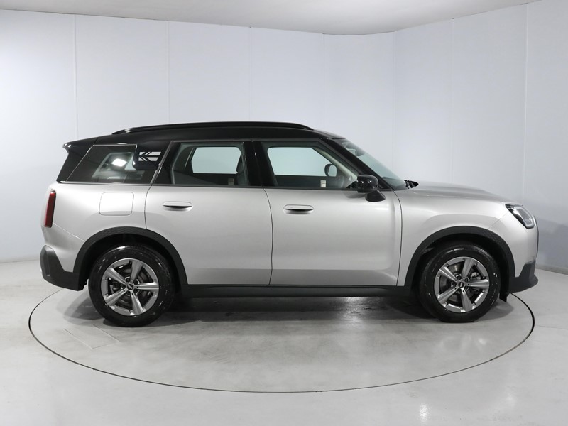 2025 (25) MINI COUNTRYMAN 1.5 C Classic 5dr Auto 5611938