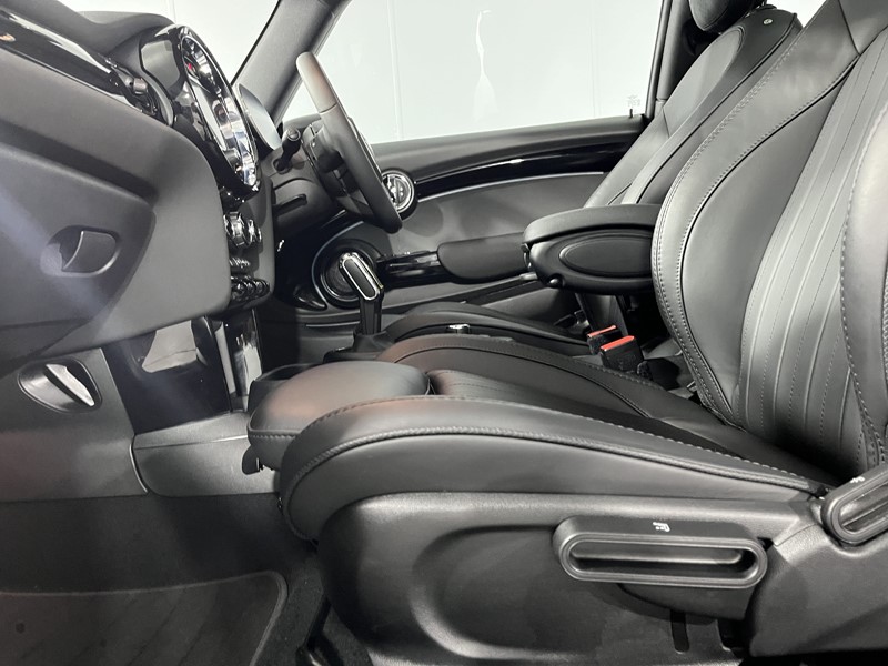 2023 (23) MINI HATCHBACK 135kW Cooper S Level 3 33kWh 3dr Auto 5597163