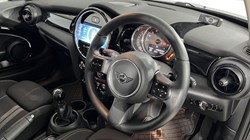 2021 (71) MINI HATCHBACK 2.0 Cooper S Classic 3dr 5597182