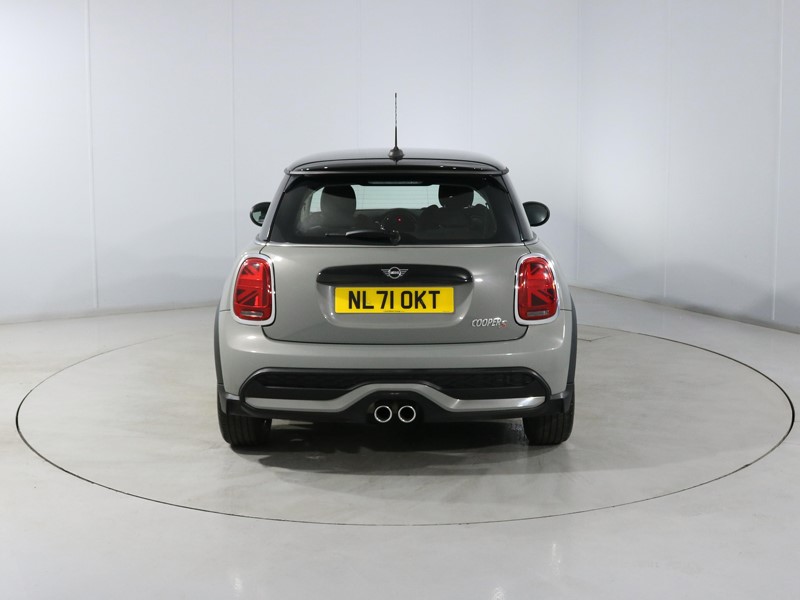 2021 (71) MINI HATCHBACK 2.0 Cooper S Classic 3dr 5597191
