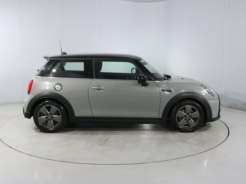 2021 (71) MINI HATCHBACK 2.0 Cooper S Classic 3dr 5597179