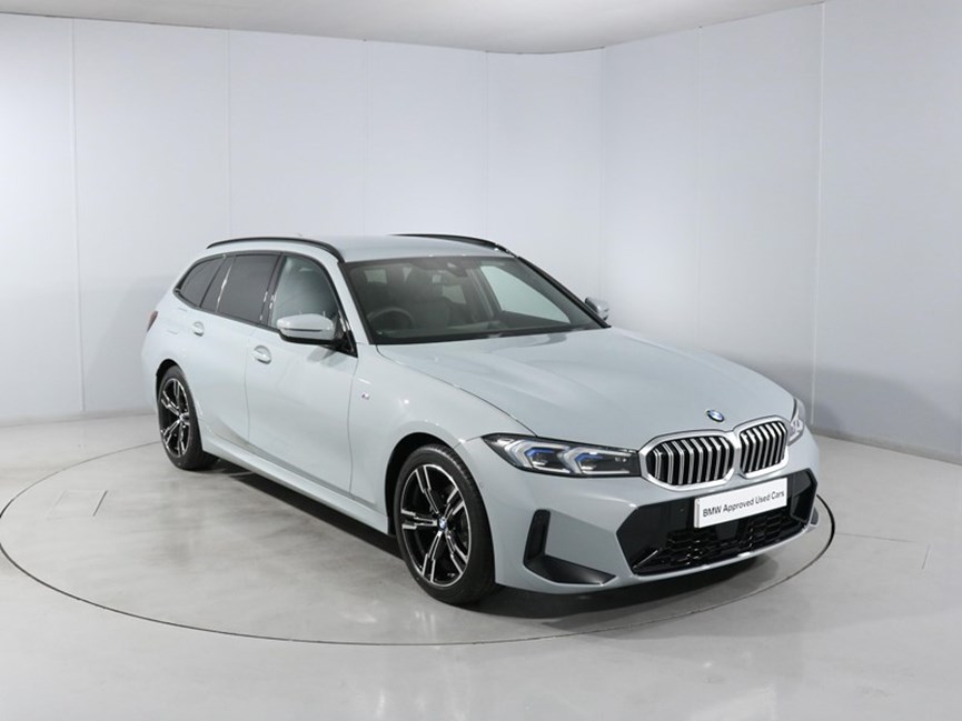 2026 (26) BMW 3 SERIES 320i M Sport 5dr Step Auto