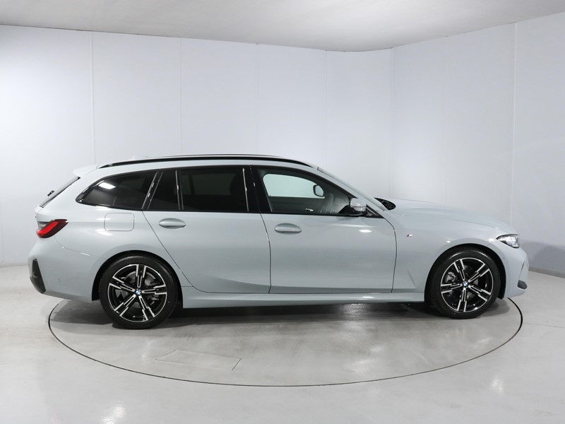 2026 (26) BMW 3 SERIES 320i M Sport 5dr Step Auto 5879141