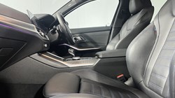 2022 (22) BMW 3 SERIES 320i M Sport 4dr Step Auto 5702976