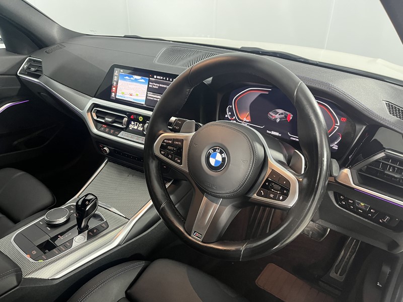 2022 (22) BMW 3 SERIES 320i M Sport 4dr Step Auto 5702946