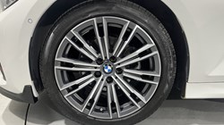 2022 (22) BMW 3 SERIES 320i M Sport 4dr Step Auto 5702954