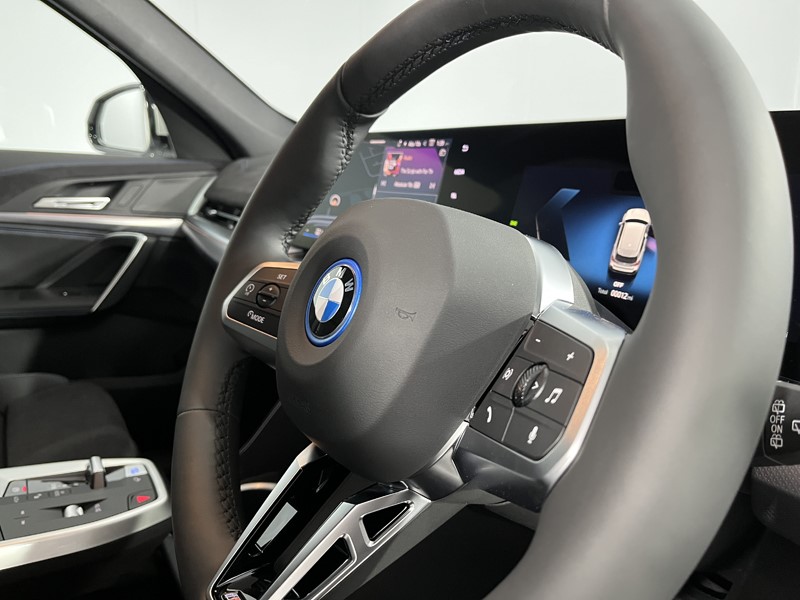 2026 (26) BMW iX1 150kW eDrive20 Shadow Edition 65kWh 5dr Auto 5880143