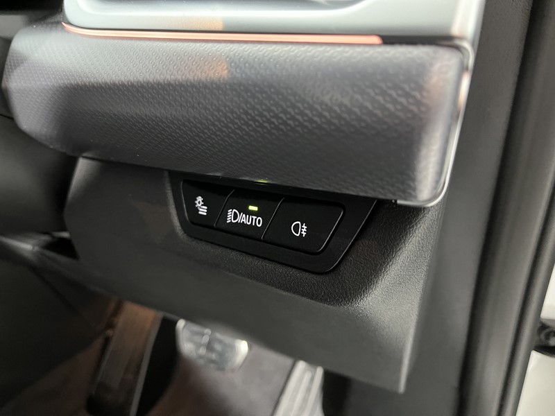 2026 (26) BMW iX1 150kW eDrive20 Shadow Edition 65kWh 5dr Auto 5880142