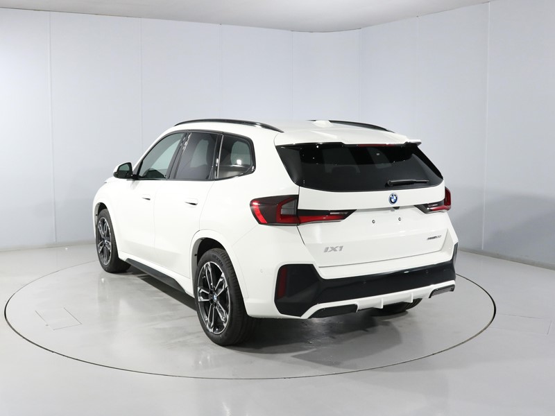 2026 (26) BMW iX1 150kW eDrive20 Shadow Edition 65kWh 5dr Auto 5880124