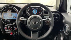 2023 (23) MINI HATCHBACK 1.5 Cooper Classic Premium 5dr Auto 5605823