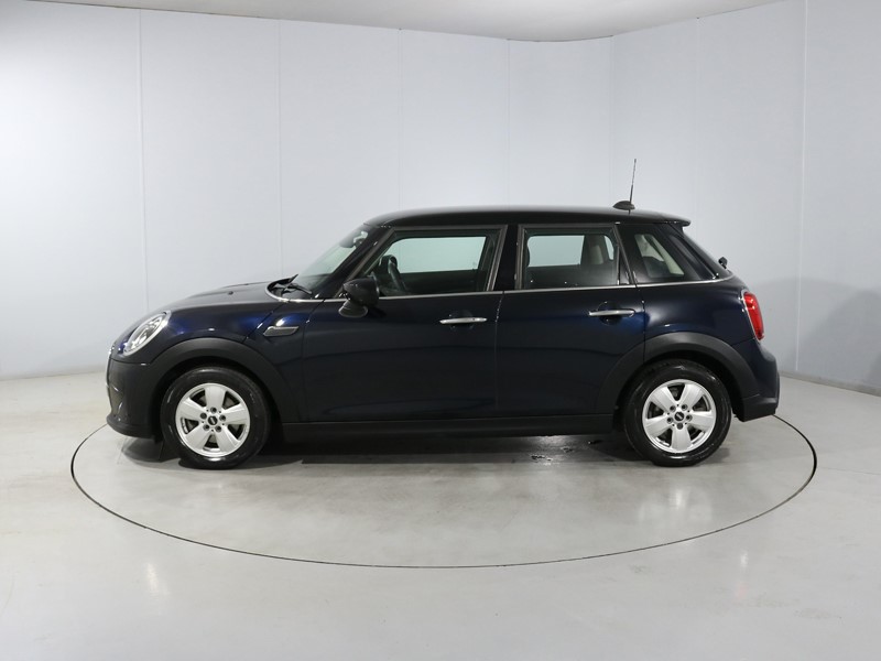 2023 (23) MINI HATCHBACK 1.5 Cooper Classic Premium 5dr Auto 5605861