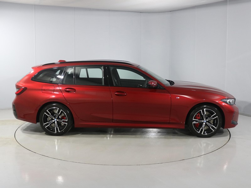 2025 (75) BMW 3 SERIES 320i M Sport 5dr Step Auto 5742907