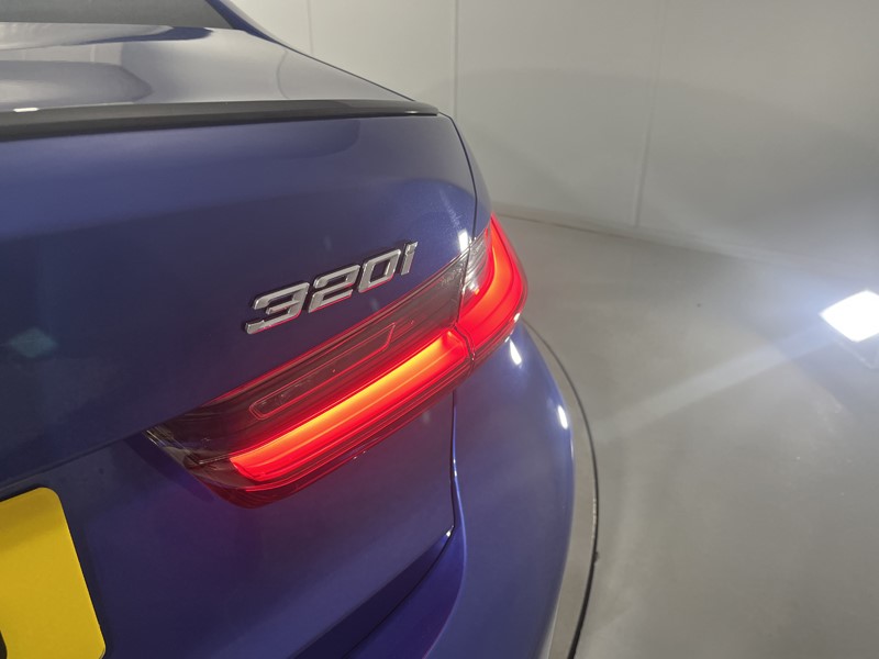 2023 (23) BMW 3 SERIES 320i M Sport 4dr Step Auto 5601764