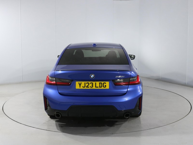 2023 (23) BMW 3 SERIES 320i M Sport 4dr Step Auto 5601733