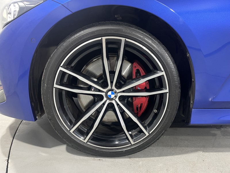 2023 (23) BMW 3 SERIES 320i M Sport 4dr Step Auto 5601732