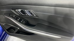 2023 (23) BMW 3 SERIES 320i M Sport 4dr Step Auto 5601738