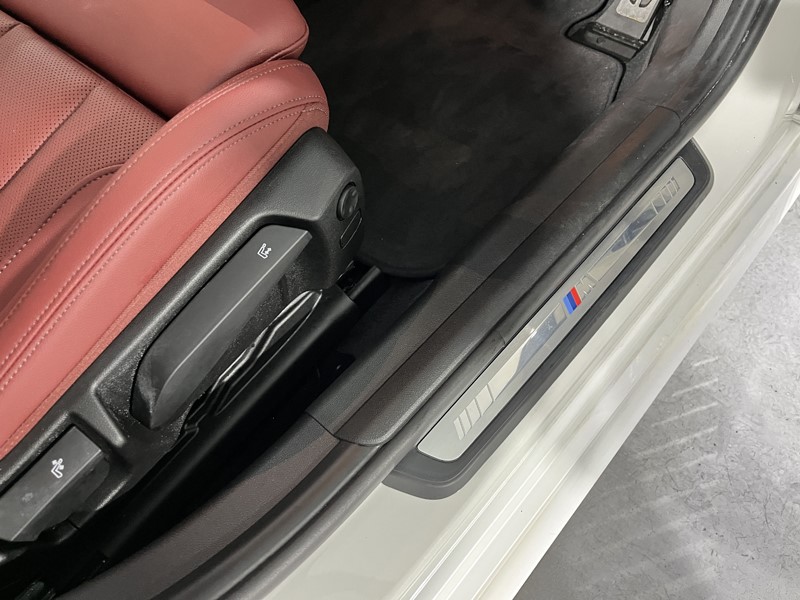 2026 (75) BMW 3 SERIES 320i M Sport 4dr Step Auto 5603113