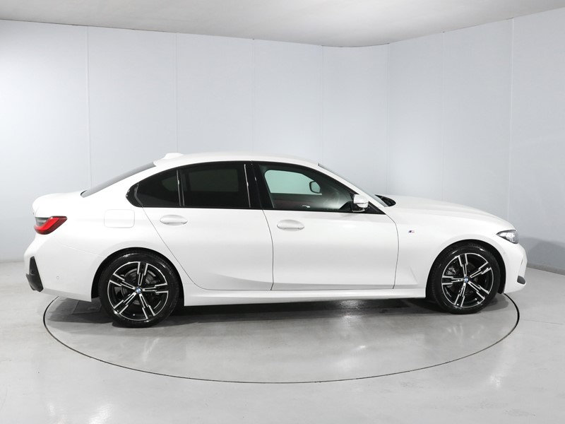 2026 (75) BMW 3 SERIES 320i M Sport 4dr Step Auto 5603097