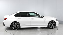 2026 (75) BMW 3 SERIES 320i M Sport 4dr Step Auto 5603097