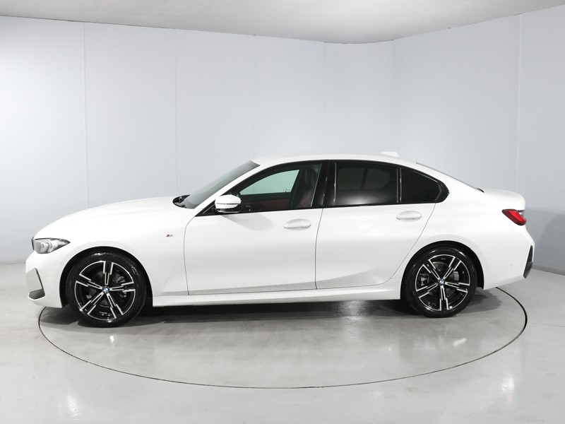 2026 (75) BMW 3 SERIES 320i M Sport 4dr Step Auto 5603144