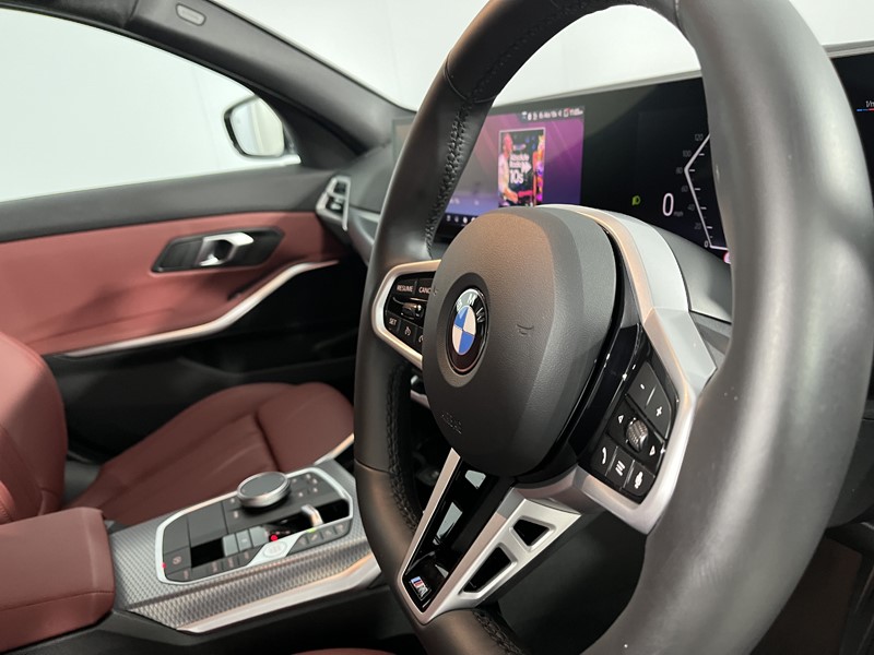 2026 (75) BMW 3 SERIES 320i M Sport 4dr Step Auto 5603116