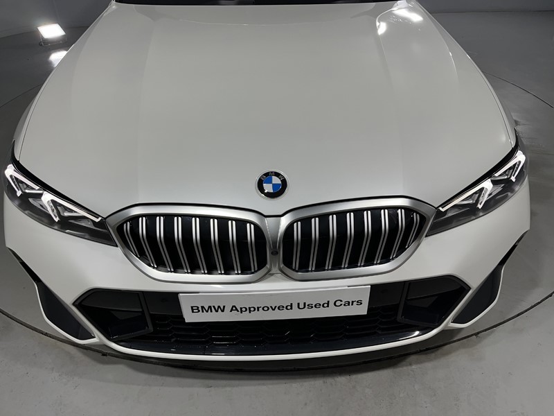 2026 (75) BMW 3 SERIES 320i M Sport 4dr Step Auto 5603136