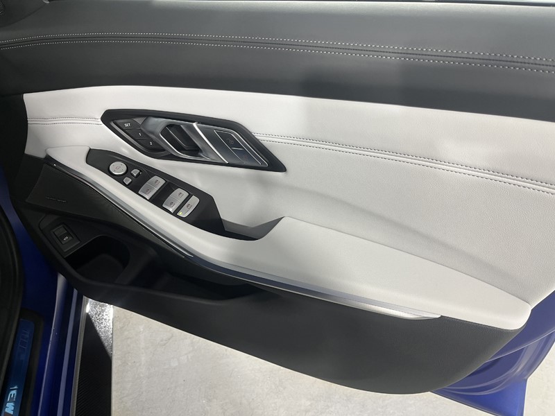 2026 (26) BMW M3 xDrive 530 Competition M 4dr Step Auto 5880646