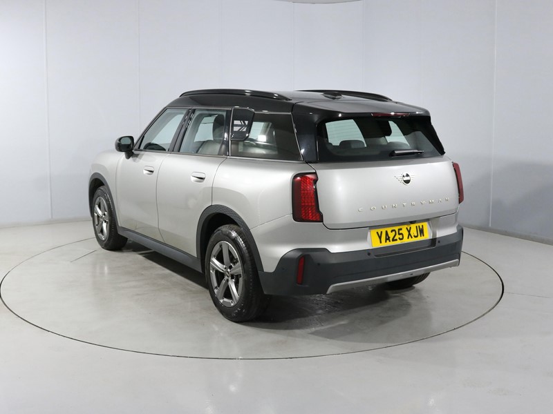 2025 (25) MINI COUNTRYMAN 1.5 C Classic 5dr Auto 1